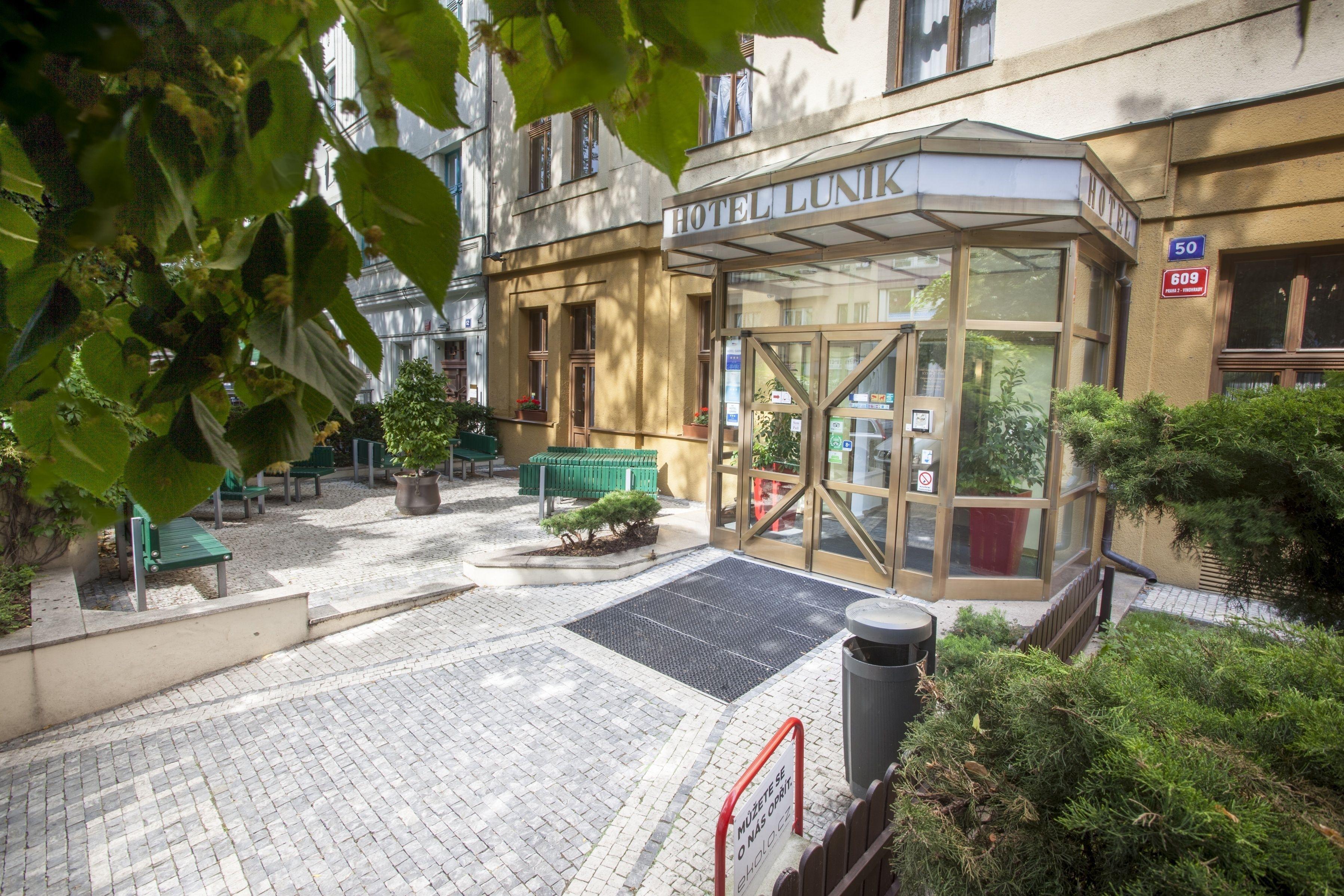 Hotel Lunik, Prague